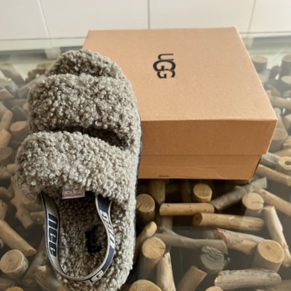 UGG® Oh Fluffita Burnt Olive Genuine Shearling Slingback Sandals - Picture 4 of 10